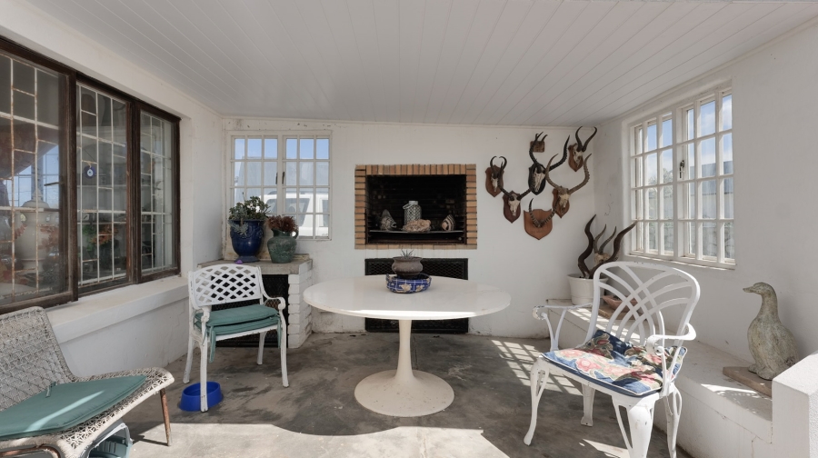 6 Bedroom Property for Sale in Arniston Western Cape